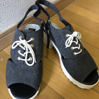 中古　美品　サンダル23cmの画像