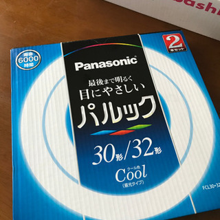 パナソニック　パルック30／32型Cool色