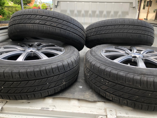 タイヤホイールセット１台分