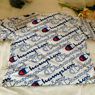新品◼️チャンピオン◼️ロゴいっぱい◼️汚れありの画像