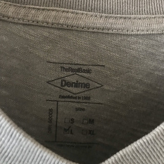 ドゥニームTシャツの画像