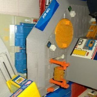 トミカ等々たくさんの画像