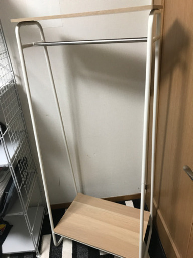 ハンガーラック