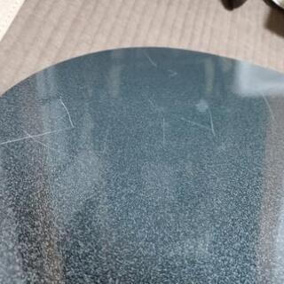 １人～2人用のテーブル、差し上げます。の画像