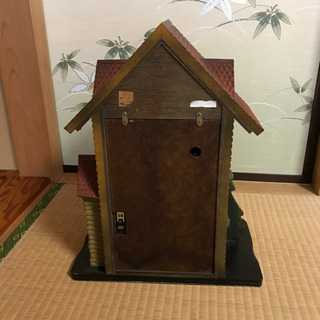 レトロなイメージのカラクリ時計　電池式の画像