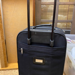 スーツケースの画像
