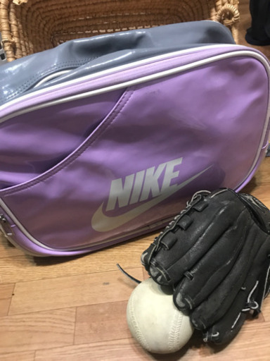 部活　スポーツ用　NIKE エナメルバッグ　ショルダーバッグ