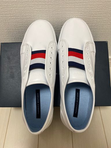 【新品・未使用】  スニーカー