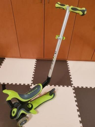 globber キックボード