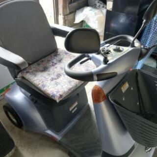シニアカー　電動車椅子　の画像