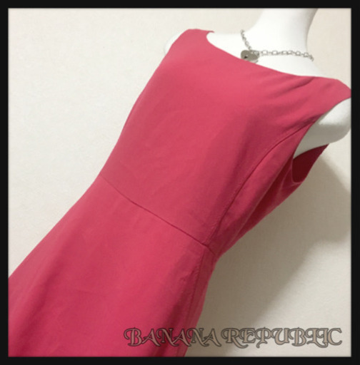 ご購入者様決定 [BANANA REPUBLIC]ワンピース 赤ノースリーブシンプル