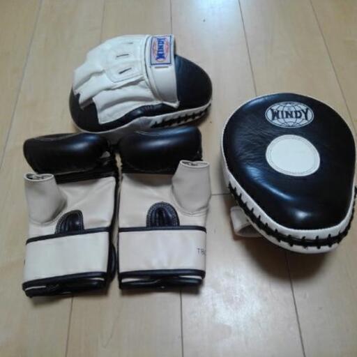 パンチンググローブ　パンチングミット