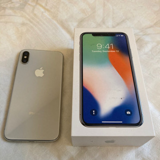 iPhone X silver SIMフリー68GBの画像