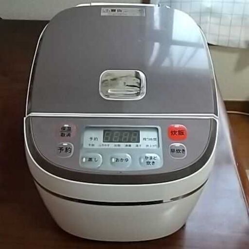 【 手渡し 大阪府阪南市 】炊飯器 ２〜６合炊き