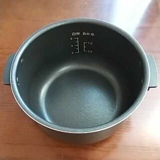 【 手渡し 大阪府阪南市 】炊飯器 ２〜６合炊きの画像