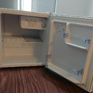小型冷蔵庫の画像