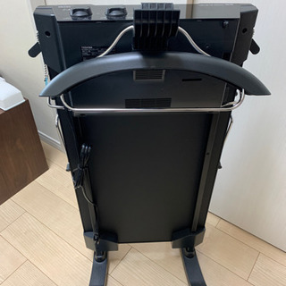 【未使用】東芝　ズボンプレッサー　HIP-T100の画像