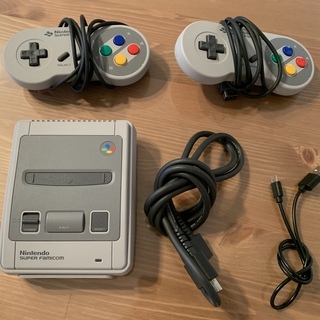 【美品】ミニスーファミの画像