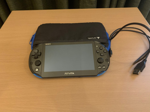 PSP、PS Vita PS vita  PCH-2000