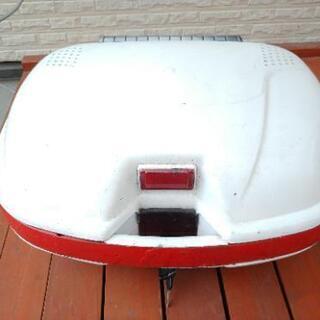 フロントボックス