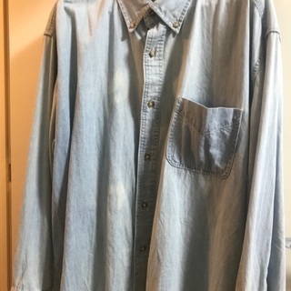 『ST JOHN’S BAY』のシャツ