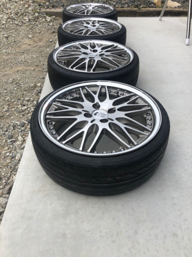 レオンハルト　17インチ