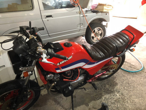 バイク gpz400f