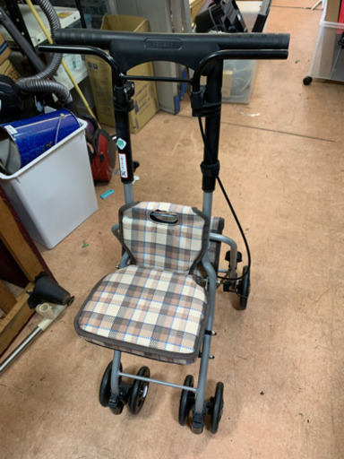『他にもあります』シルバーカー おばあちゃんに  しげん屋