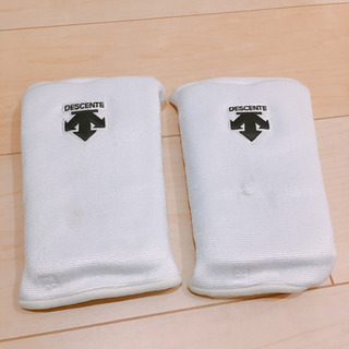 女子バレーボール部 サポーター お譲りしますの画像