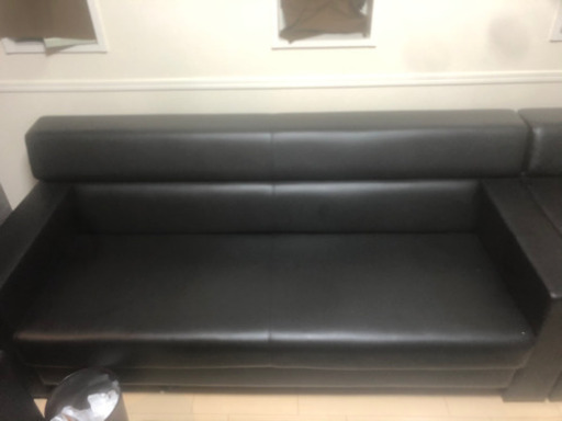 三人掛けソファー