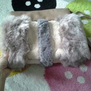 フェイクファーハンドバッグ