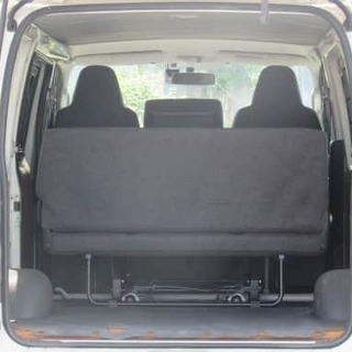 サーフボードも楽々🌊ハイエースバンの画像