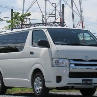 サーフボードも楽々🌊ハイエースバン