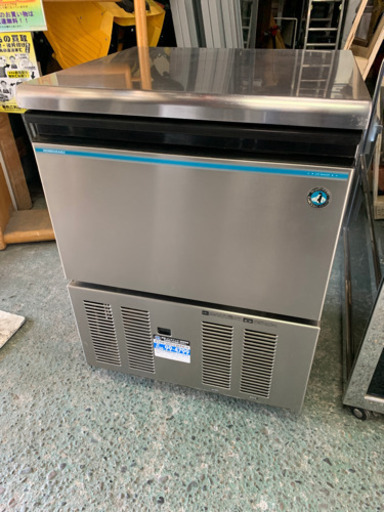 ホシザキ　製氷機　45キロタイプ　5年使用？