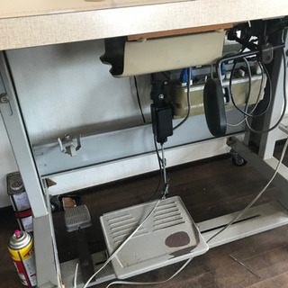 [ 商談中]中古工業用ミシン ドイツ製 パフ社の画像
