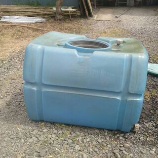 雨水タンク 貯水タンク500リットル