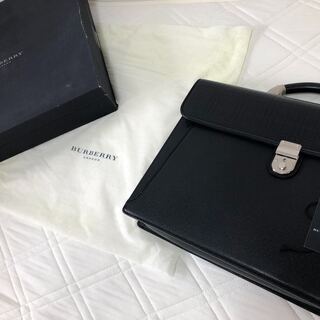 ☆Burberry ビジネスバック☆美品