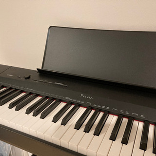 電子ピアノ　CASIO Privia