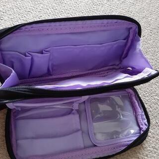 コスメポーチ　新品