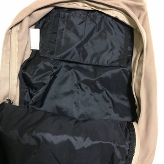 AVREXのリュックの画像