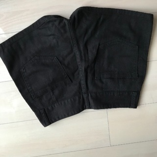 イングの黒のショートパンツの画像