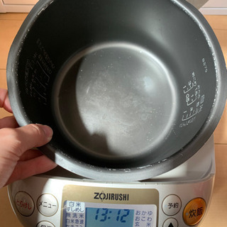 再出品！5.5合炊飯器。無料でどうぞ