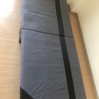 シングルベッド