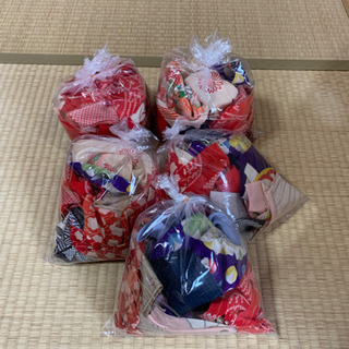 着物のはぎれ小袋