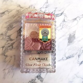 キャンメイク　チーク