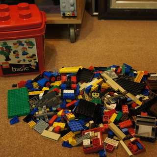 LEGO  Basic の箱に　各種いろいろ　中古の画像