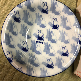 お取引中☆ミッフィー　フルーツ皿　新品