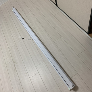 スクリーン100インチ　シアターセットも可能の画像