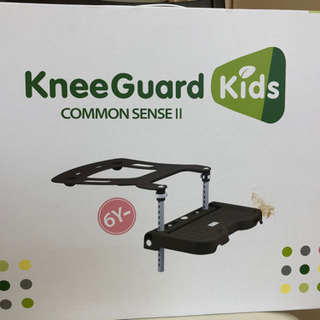※おはなし中※【ほぼ未使用】チャイルドシート用フットレスト【kn...