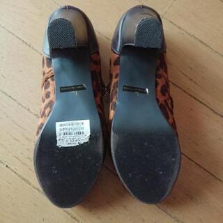 Lサイズ アニマル柄 茶色 ハイヒールの画像